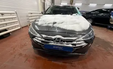 Hyundai Elantra 2020 года за 7 500 000 тг. в Астана фото 2