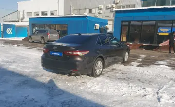 Toyota Camry 2019 года за 10 200 000 тг. в Алматы фото 3