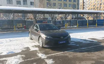 Toyota Camry 2019 года за 10 200 000 тг. в Алматы фото 2