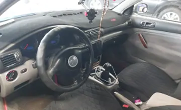 Volkswagen Passat 2003 года за 2 500 000 тг. в Астана фото 5