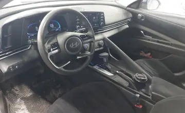 Hyundai Elantra 2023 года за 10 000 000 тг. в Астана фото 5