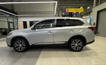 Mitsubishi Outlander 2015 года за 12 500 000 тг. в Алматы фото 4