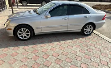 Mercedes-Benz C-Класс 2006 года за 4 000 000 тг. в Актау фото 4