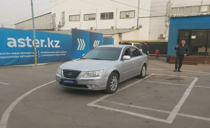 Hyundai Sonata 2004 года за 2 000 000 тг. в Алматы