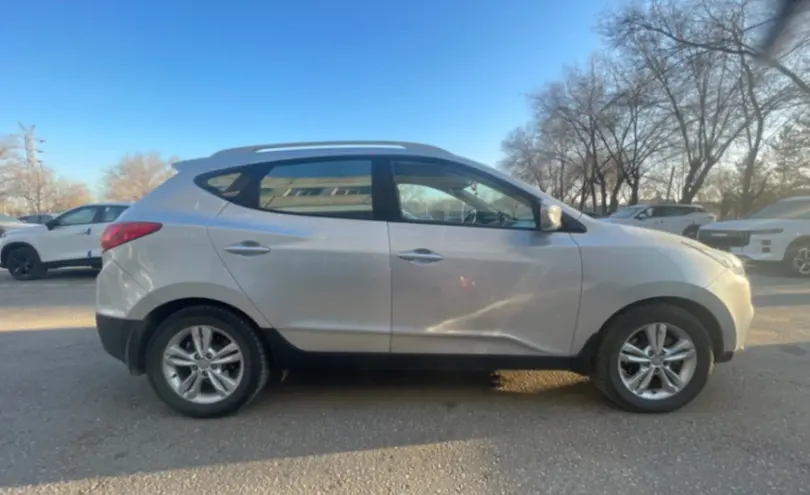 Hyundai Tucson 2013 года за 7 000 000 тг. в Актобе фото 4