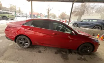 Hyundai Elantra 2022 года за 8 850 000 тг. в Алматы фото 4