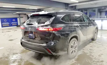 Toyota Highlander 2020 года за 14 200 000 тг. в Астана фото 3