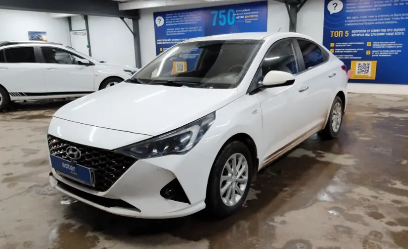 Hyundai Accent 2021 года за 6 000 000 тг. в Астана