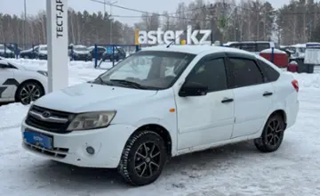 LADA (ВАЗ) Granta 2015 года за 2 200 000 тг. в Усть-Каменогорск фото 1