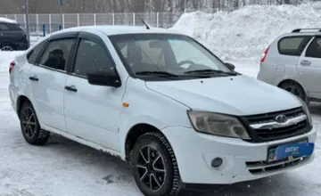 LADA (ВАЗ) Granta 2015 года за 2 200 000 тг. в Усть-Каменогорск фото 3