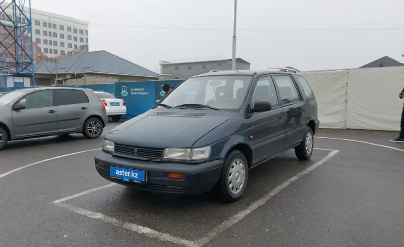 Mitsubishi Space Wagon 1994 года за 2 300 000 тг. в Шымкент