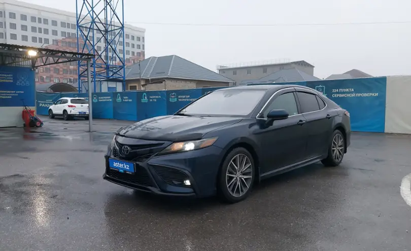 Toyota Camry 2020 года за 11 500 000 тг. в Шымкент