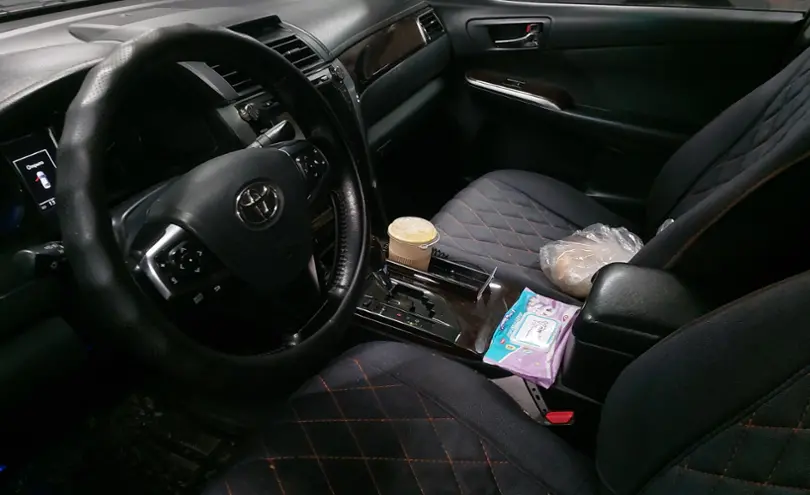 Toyota Camry 2015 года за 11 000 000 тг. в Астана фото 5