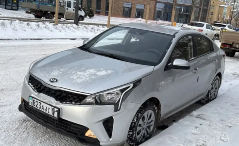 Kia Rio 2021 года за 8 500 000 тг. в Астана
