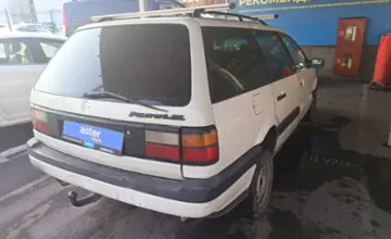 Volkswagen Passat 1990 года за 500 000 тг. в Алматы
