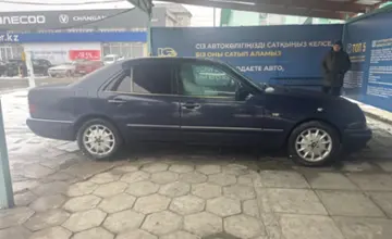Mercedes-Benz E-Класс 1996 года за 2 000 000 тг. в Талдыкорган фото 4