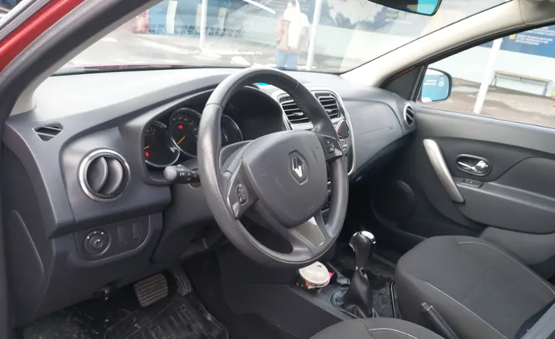 Renault Sandero 2018 года за 5 500 000 тг. в Шымкент фото 5