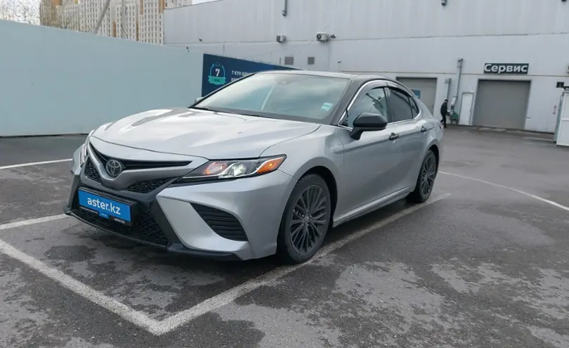 Toyota Camry 2020 года за 13 000 000 тг. в Шымкент