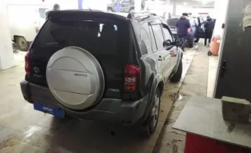 Toyota RAV4 2004 года за 5 700 000 тг. в Актобе