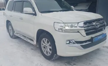 Toyota Land Cruiser 2018 года за 35 000 000 тг. в Караганда фото 3