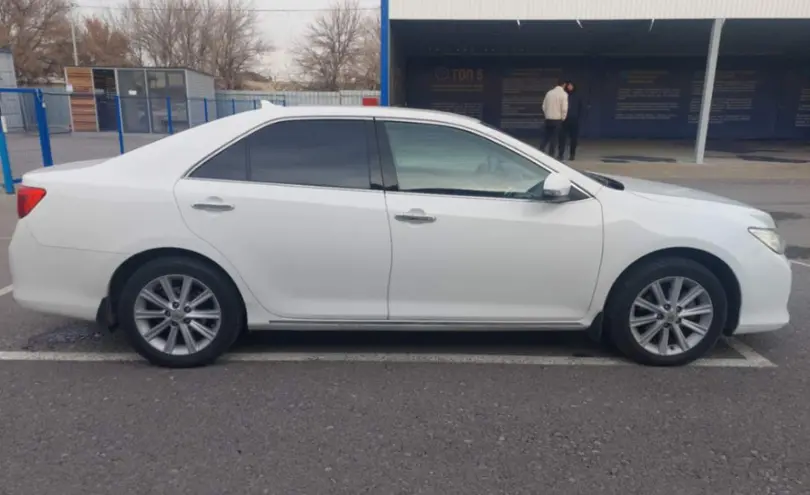 Toyota Camry 2013 года за 9 800 000 тг. в Шымкент фото 4