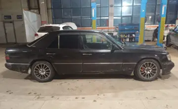 Mercedes-Benz E-Класс 1994 года за 1 500 000 тг. в Караганда фото 4