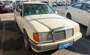 Mercedes-Benz W124 1992 года за 1 800 000 тг. в Алматы фото 3