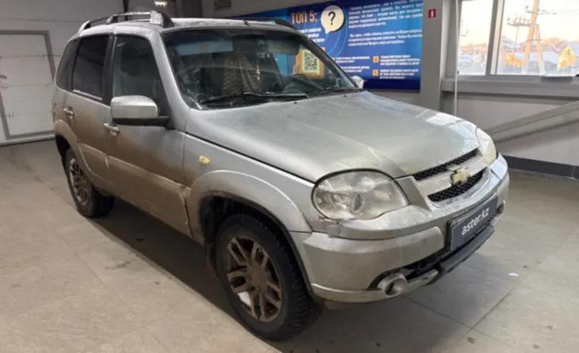Chevrolet Niva 2012 года за 2 600 000 тг. в Уральск фото 3