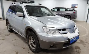 Mitsubishi Outlander 2004 года за 3 500 000 тг. в Астана фото 2