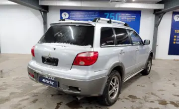 Mitsubishi Outlander 2004 года за 3 500 000 тг. в Астана фото 3
