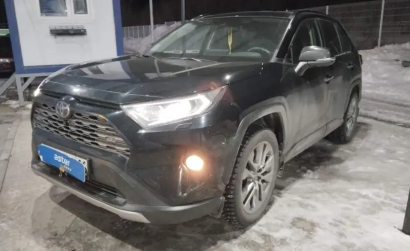 Toyota RAV4 2021 года за 17 000 000 тг. в Усть-Каменогорск