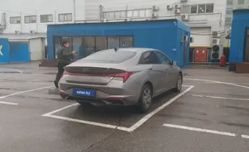 Hyundai Elantra 2021 года за 8 500 000 тг. в Алматы фото 3