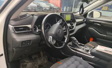 Toyota Highlander 2020 года за 26 000 000 тг. в Шымкент фото 5