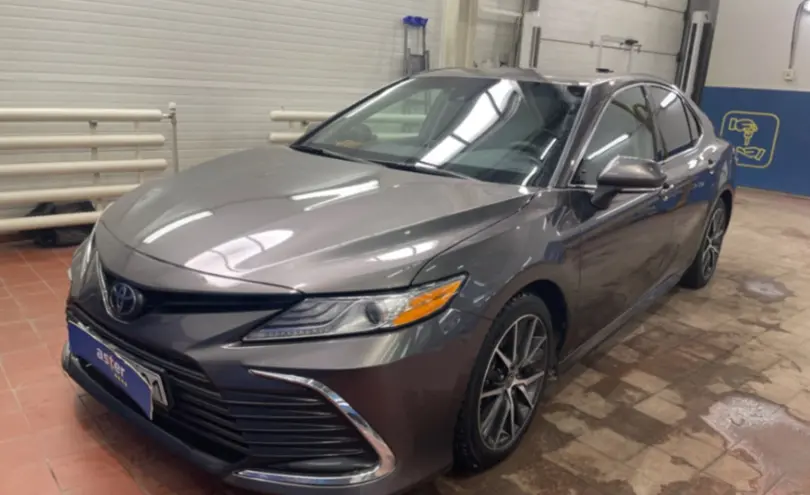 Toyota Camry 2021 года за 10 000 000 тг. в Астана