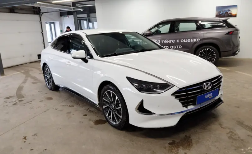 Hyundai Sonata 2023 года за 13 800 000 тг. в Астана фото 2