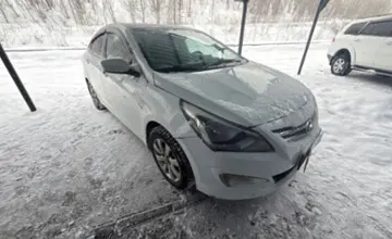 Hyundai Solaris 2014 года за 3 600 000 тг. в Усть-Каменогорск фото 3