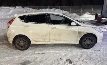 Hyundai Solaris 2013 года за 4 200 000 тг. в Усть-Каменогорск фото 4