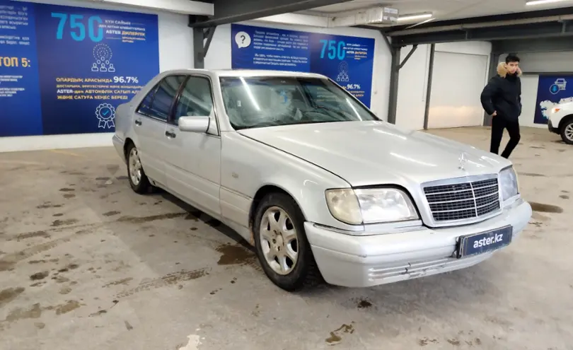 Mercedes-Benz S-Класс 1997 года за 3 200 000 тг. в Астана фото 2