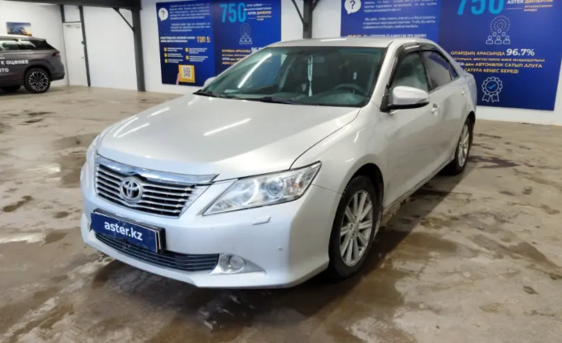 Toyota Camry 2013 года за 8 500 000 тг. в Астана