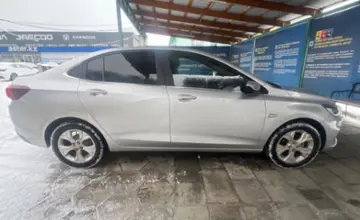 Chevrolet Onix 2024 года за 6 000 000 тг. в Талдыкорган фото 4