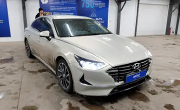 Hyundai Sonata 2021 года за 11 000 000 тг. в Астана фото 2