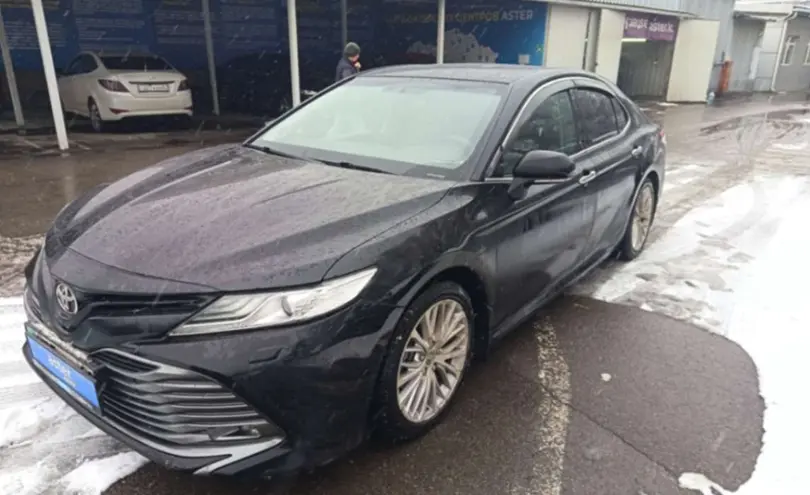 Toyota Camry 2019 года за 14 000 000 тг. в Алматы