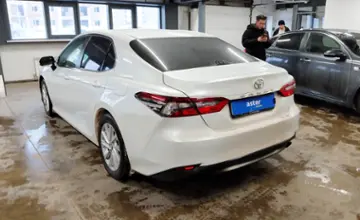 Toyota Camry 2023 года за 13 400 000 тг. в Астана фото 4