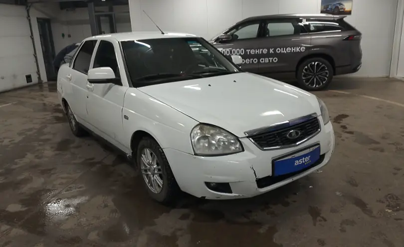 LADA (ВАЗ) Priora 2012 года за 2 000 000 тг. в Астана фото 2