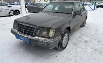 Mercedes-Benz E-Класс 1993 года за 2 000 000 тг. в Усть-Каменогорск фото 1
