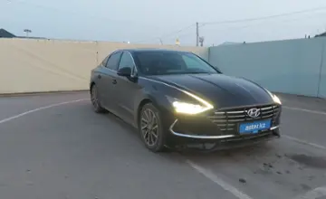 Hyundai Sonata 2020 года за 12 000 000 тг. в Шымкент фото 2