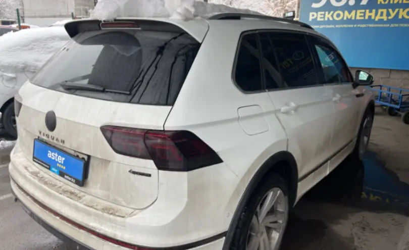 Volkswagen Tiguan 2021 года за 16 000 000 тг. в Алматы фото 5