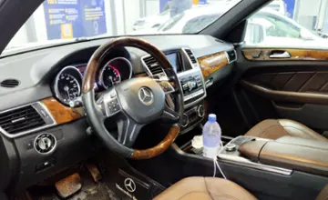 Mercedes-Benz GL-Класс 2015 года за 14 000 000 тг. в Астана фото 5