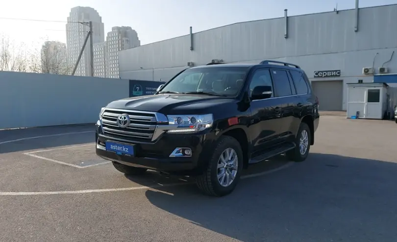 Toyota Land Cruiser 2020 года за 43 000 000 тг. в Шымкент