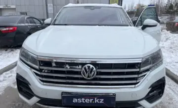 Volkswagen Touareg 2020 года за 30 000 000 тг. в Костанай фото 2